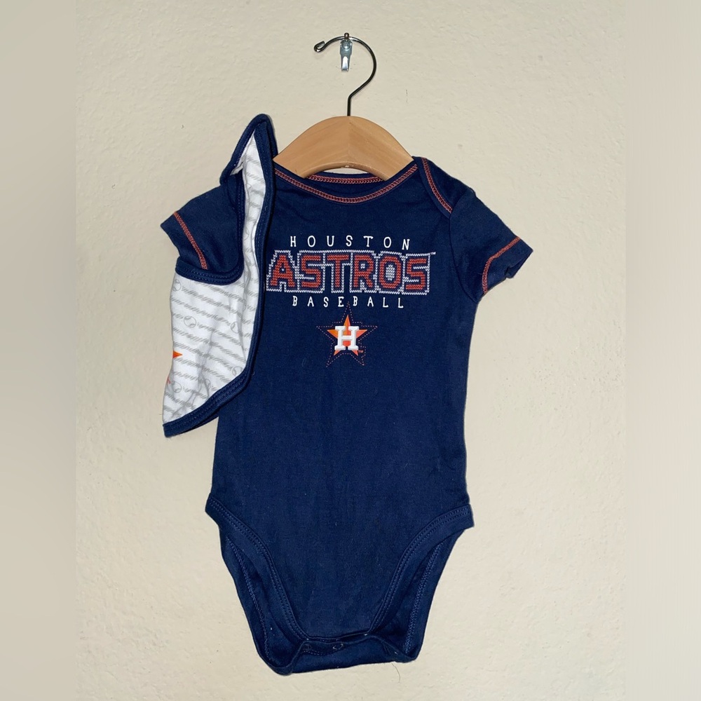 MLB Baby 3-6 months Houston Astros baseball set